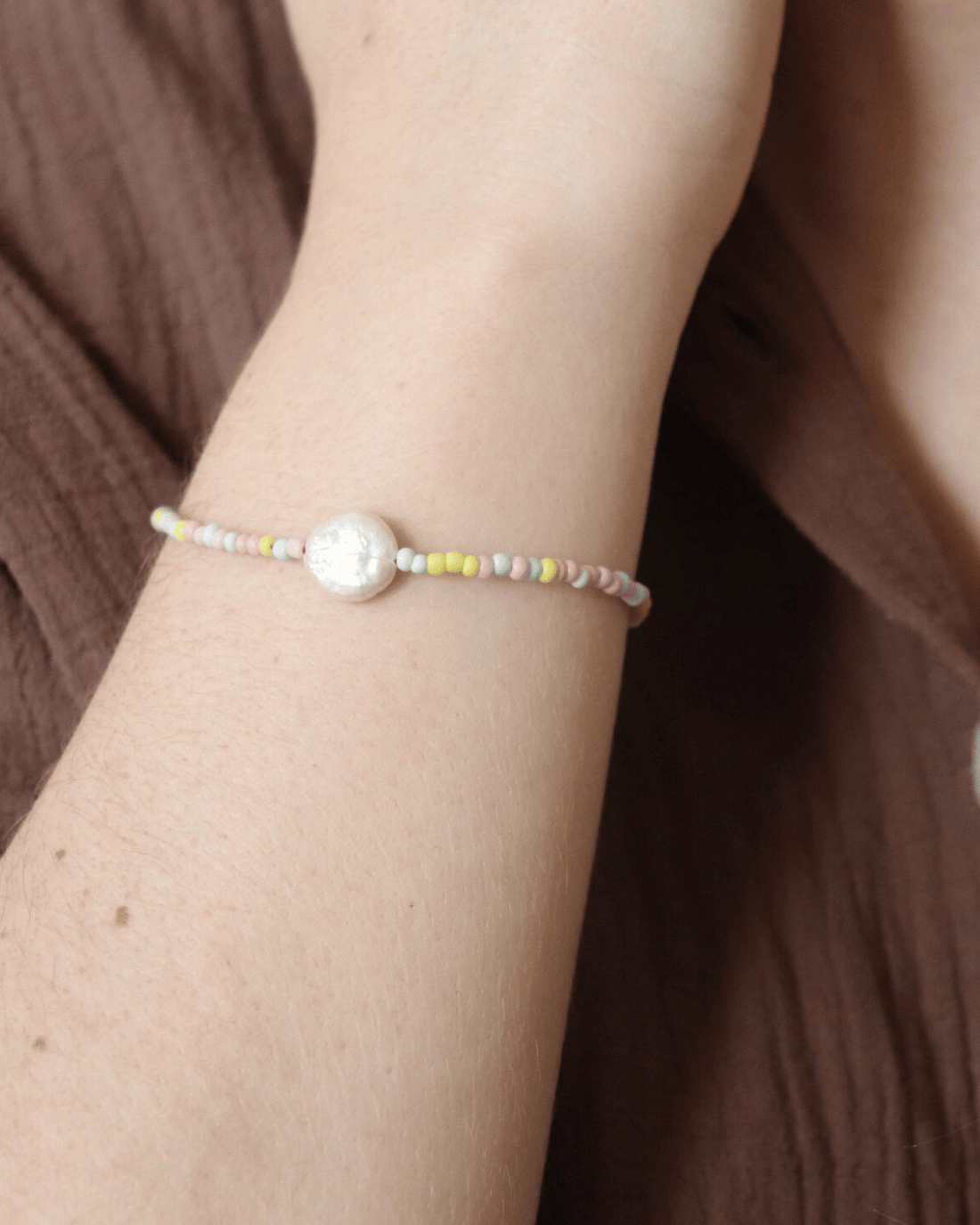 Luna.Foundling ❘ Kids Beaded Bracelet - Twirl 