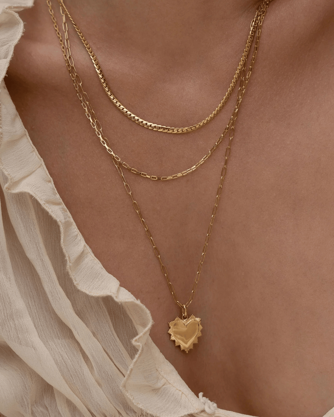 Queen Of Hearts Gold Necklace Arms of Eve ✨