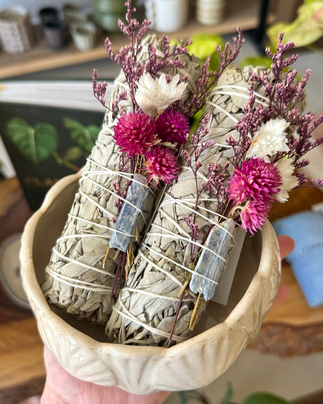 Sacred White Sage - Crystal + Botanicals Smudge Stick (Large)