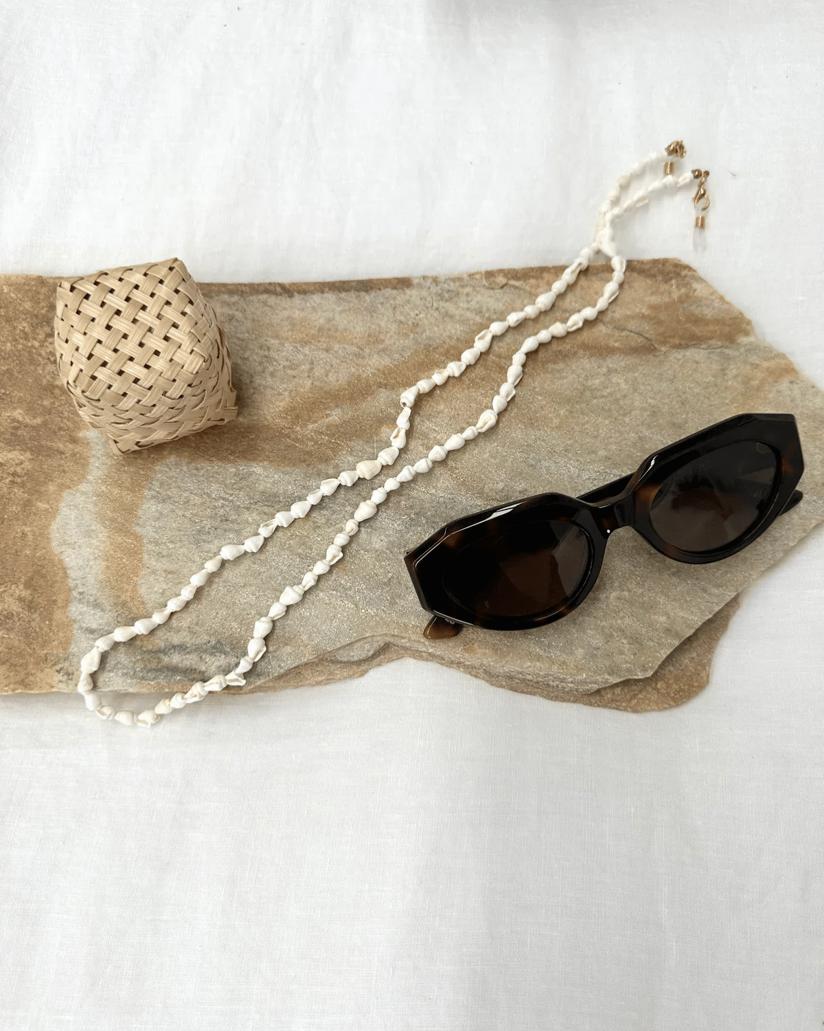 Black Salt Co - Sunglass Shell Chain