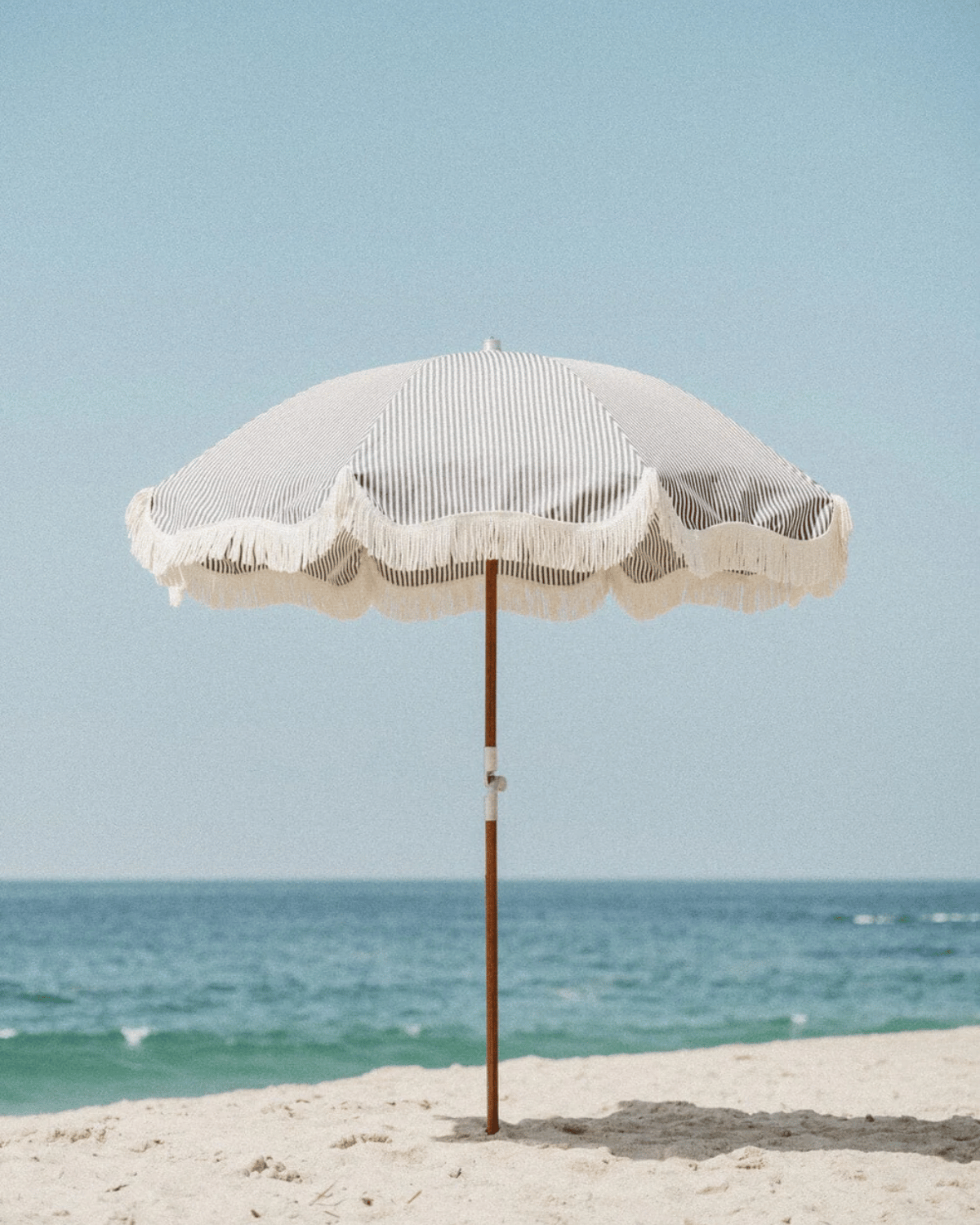 Business &amp; Pleasure Co - The Premium Beach Umbrella - Lauren&